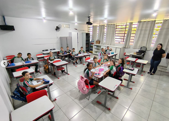 Mais de 6200 alunos retornam às salas de aula em Marechal Cândido Rondon