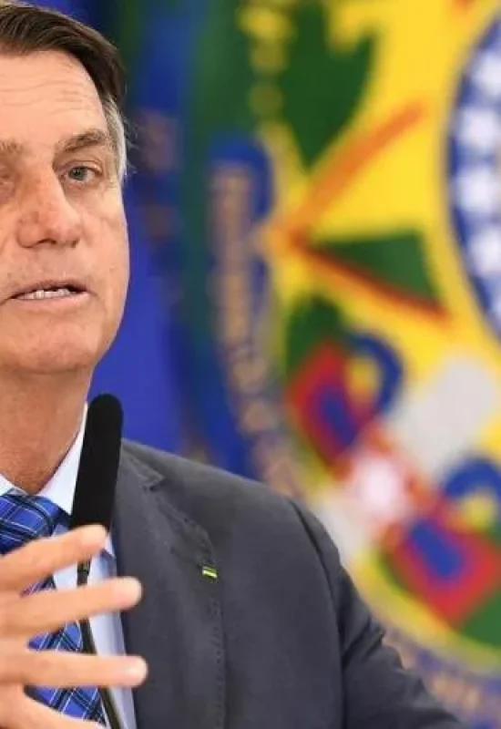Bolsonaro é preso pela PF em Brasilia