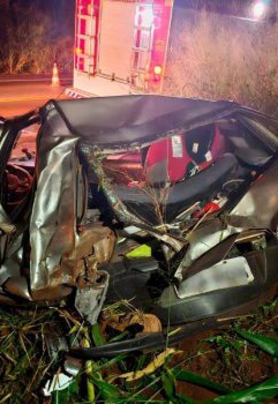 Toledo: Motorista foge sem prestar socorro após atingir carro de família