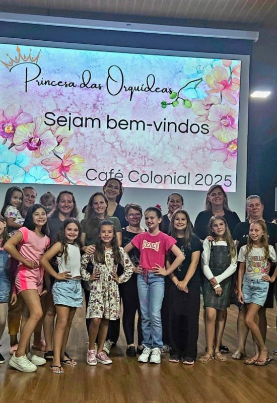 Reunião com candidatas a Princesa das Orquídeas abre preparativos para o Café Colonial 2025