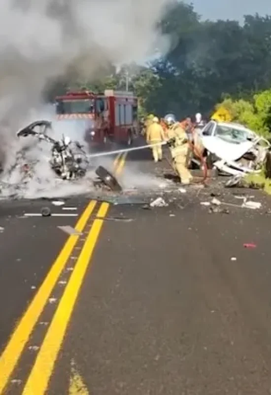 Homem morre carbonizado em acidente
