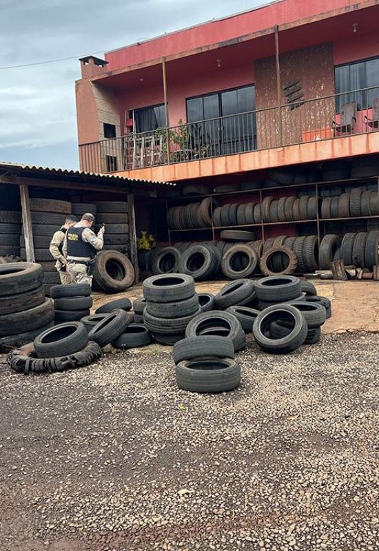 Rapaz leva dois tiros enquanto trabalhava em uma borracharia em Nova Santa Rosa