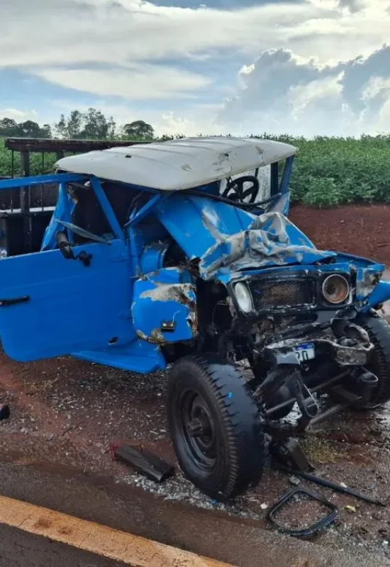 Acidente no interior de Santa Helena deixa idoso gravemente ferido
