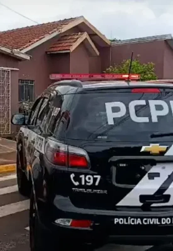 Mulher é morta com golpe de faca no pescoço em Toledo