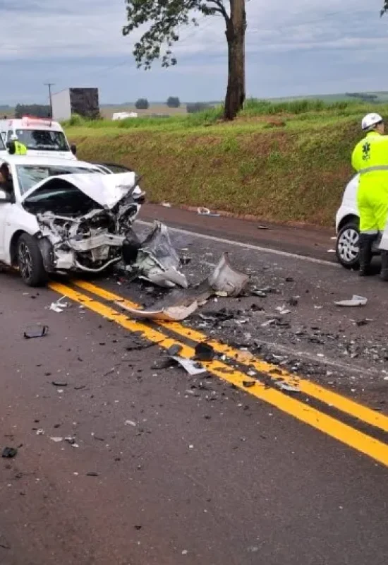 Mãe e filho morrem em acidente em Céu Azul