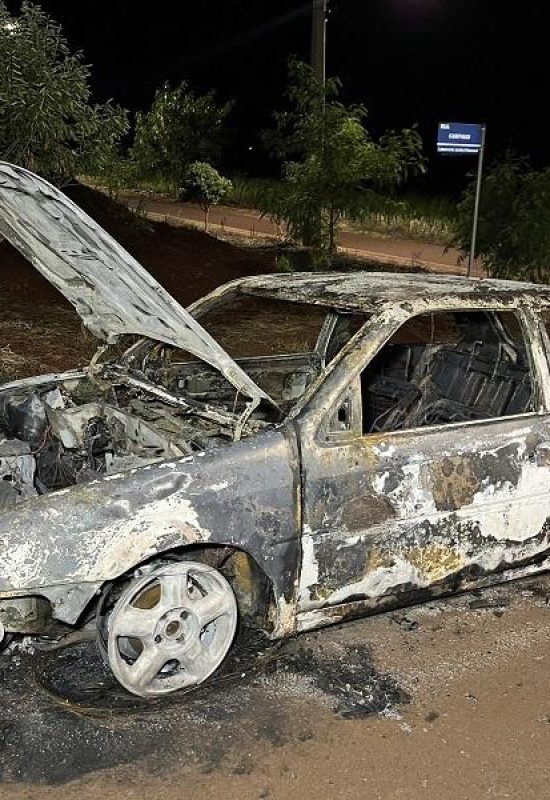 Gol abandonado destruído pelo fogo em Nova Santa Rosa foi furtado em Marechal Rondon